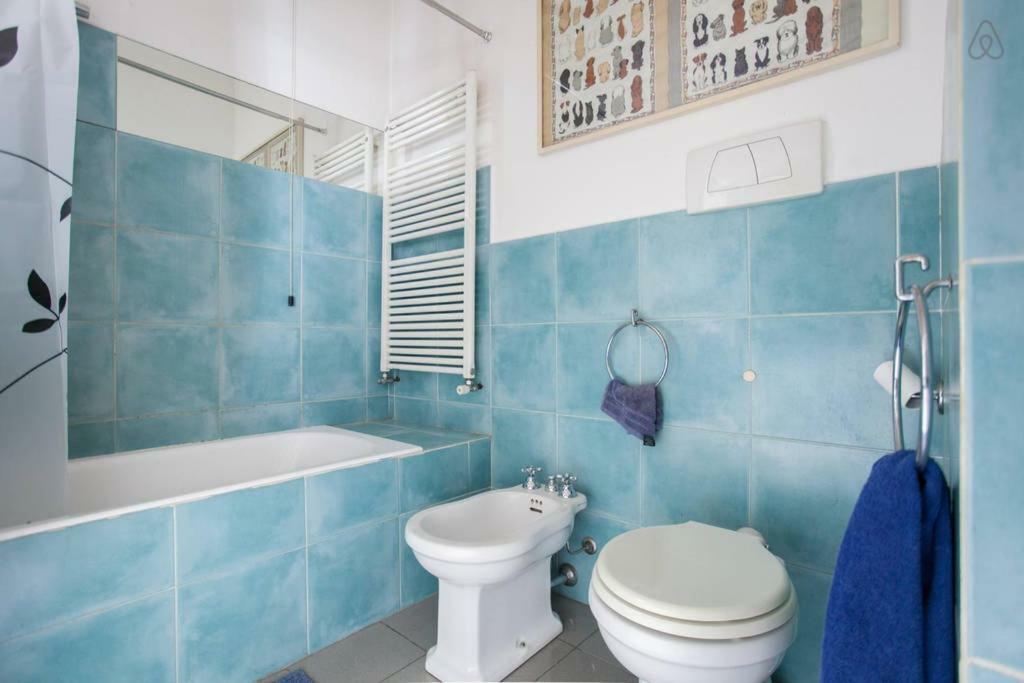 Charming Navigli Apartment Milan Bagian luar foto